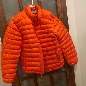 Marmot 700 fill down puffer. Medium